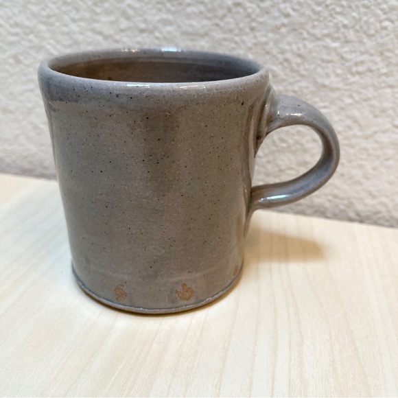 Mug. Celedon Glaze on Stoneware. Wheel Thrown. Salt Firing. Lovely. - Picture 5 of 6